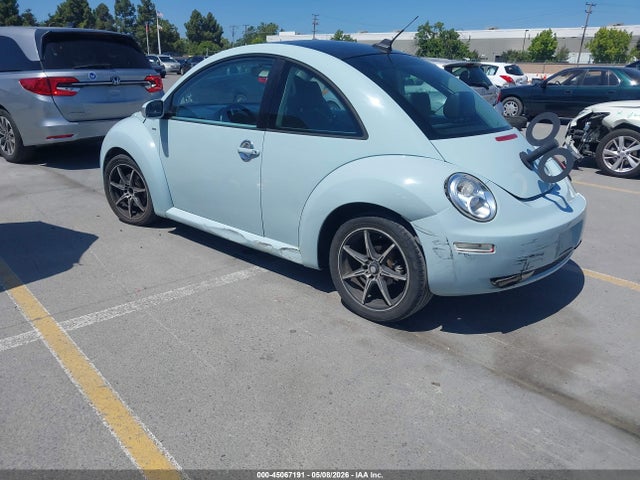 Продаж на аукціоні авто 2010 Volkswagen New Beetle 2.5l Final Edition, vin: 3VWRG3AG2AM019998, номер лоту: 45067191