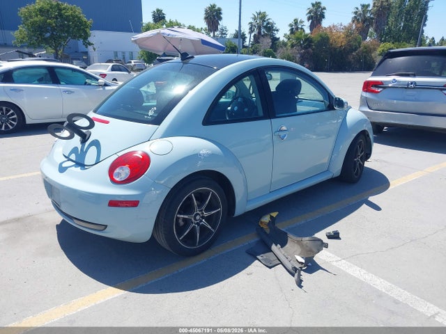 Продаж на аукціоні авто 2010 Volkswagen New Beetle 2.5l Final Edition, vin: 3VWRG3AG2AM019998, номер лоту: 45067191