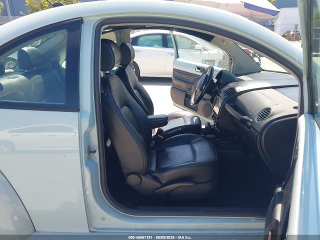 Продаж на аукціоні авто 2010 Volkswagen New Beetle 2.5l Final Edition, vin: 3VWRG3AG2AM019998, номер лоту: 45067191