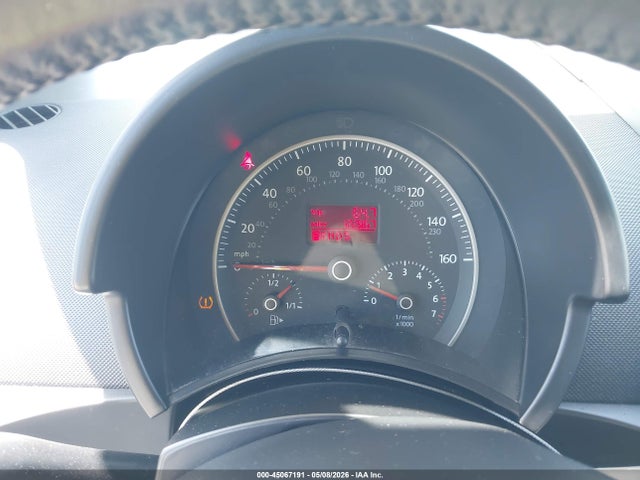 Продаж на аукціоні авто 2010 Volkswagen New Beetle 2.5l Final Edition, vin: 3VWRG3AG2AM019998, номер лоту: 45067191