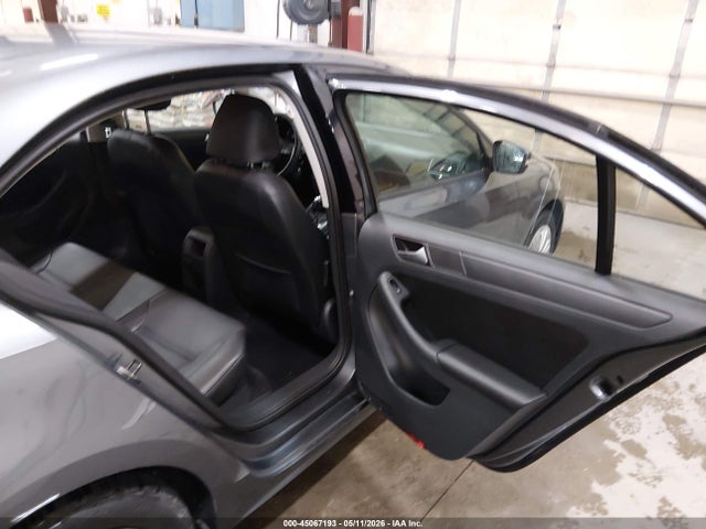 Продажа на аукционе авто 2014 Volkswagen Jetta 1.8t Se, vin: 3VWD17AJ4EM239177, номер лота: 45067193
