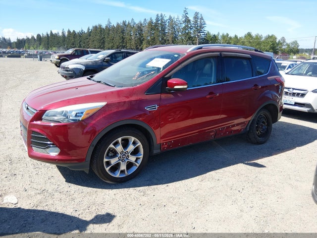 1FMCU9J92EUA88421 Ford Escape Titanium