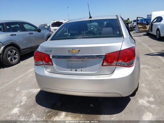 1G1PA5SGXE7419077 Chevrolet Cruze Ls Auto