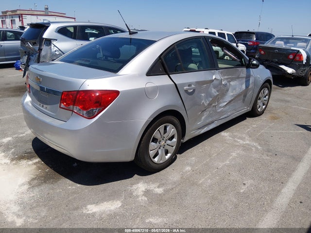 1G1PA5SGXE7419077 Chevrolet Cruze Ls Auto