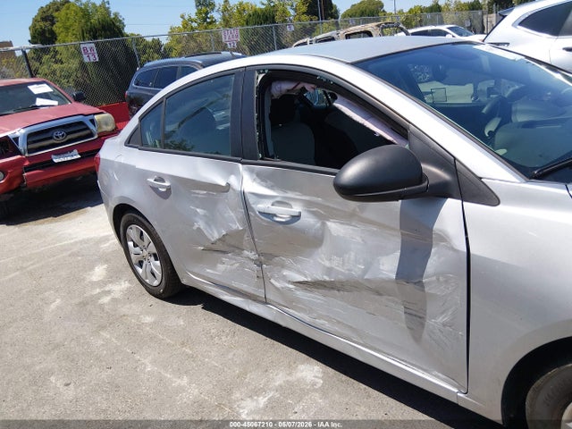 1G1PA5SGXE7419077 Chevrolet Cruze Ls Auto
