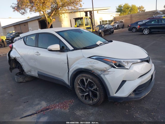JTNKHMBX6J1008274 Toyota C-hr Xle Premium