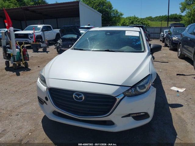 45067302 :رقم المزاد ، 3MZBN1V32JM191757 vin ، 2018 Mazda Mazda3 Touring مزاد بيع