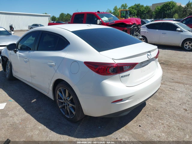 45067302 :رقم المزاد ، 3MZBN1V32JM191757 vin ، 2018 Mazda Mazda3 Touring مزاد بيع