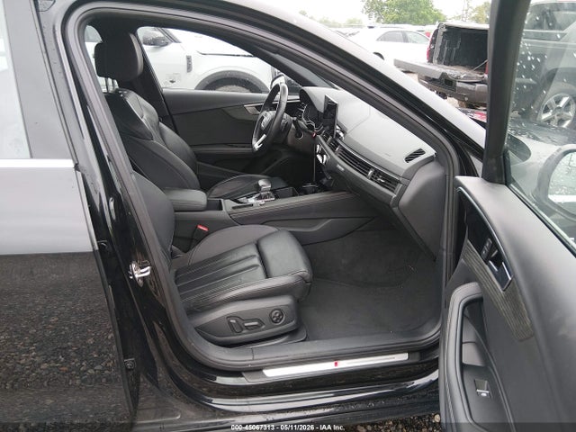 Aukcja sprzedaży 2024 Audi A4 Premium Plus 45 Tfsi S Line Quattro S Tronic, vin: WAUEAAF42RN012831, numer aukcji: 45067313