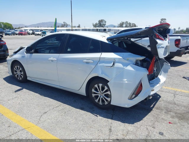 JTDKAMFP2M3166865 Toyota Prius Prime Xle