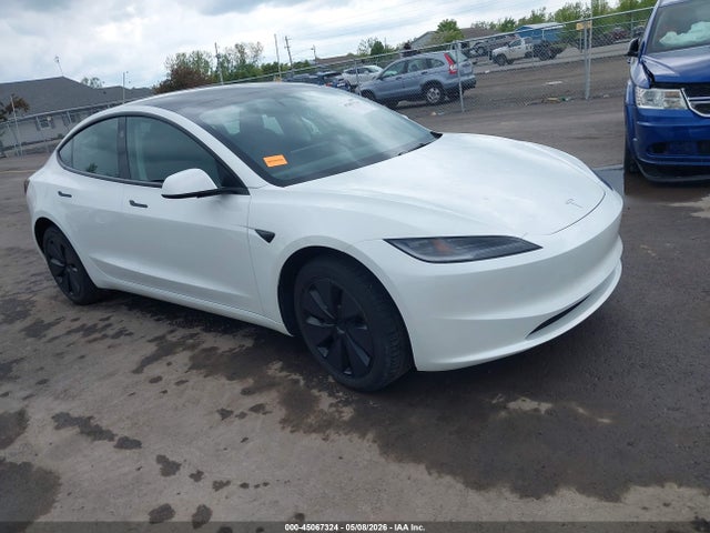 45067324 :رقم المزاد ، 5YJ3E1EB9SF061060 vin ، 2025 Tesla Model 3 Long Range All-wheel Drive مزاد بيع