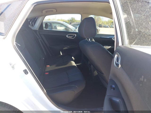 2019 Nissan Sentra Sr მანქანა იყიდება აუქციონზე, vin: 3N1AB7APXKY221815, აუქციონის ნომერი: 45067329