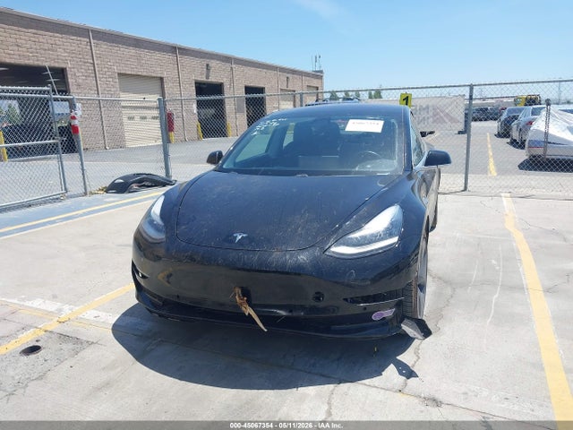 2018 Tesla Model 3 Long Range/performance მანქანა იყიდება აუქციონზე, vin: 5YJ3E1EB1JF127910, აუქციონის ნომერი: 45067354