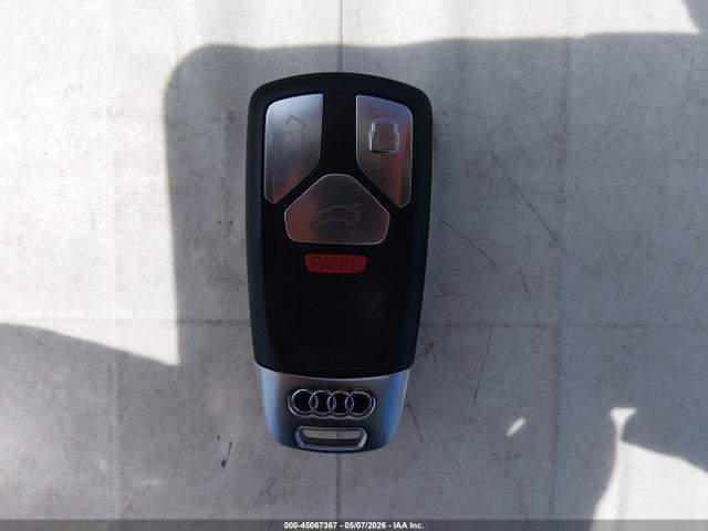 Продаж на аукціоні авто 2017 Audi A4 2.0t Premium, vin: WAULNAF44HA003100, номер лоту: 45067367