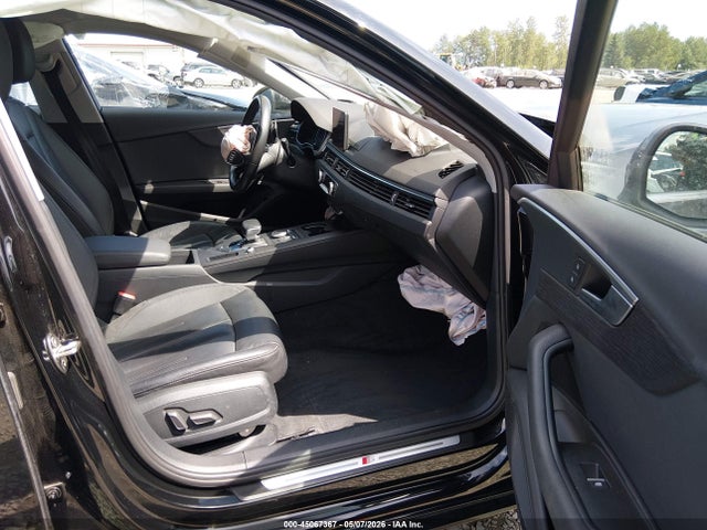 Продаж на аукціоні авто 2017 Audi A4 2.0t Premium, vin: WAULNAF44HA003100, номер лоту: 45067367