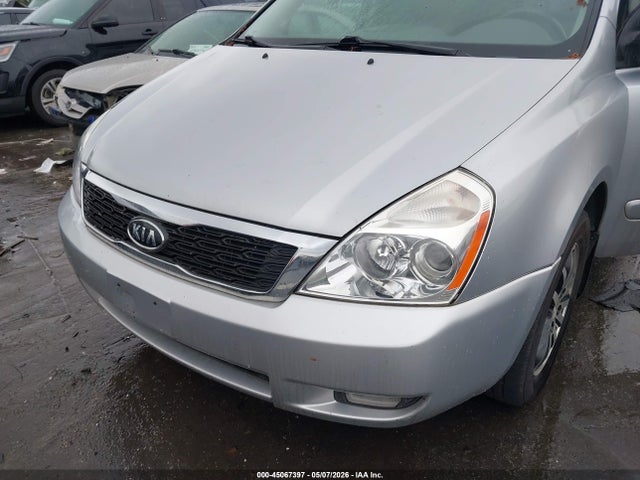45067397 :رقم المزاد ، KNDMH4C76B6382495 vin ، 2011 Kia Sedona Ex مزاد بيع