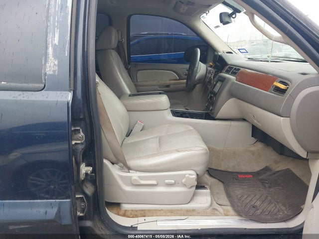 45067415 :رقم المزاد ، 1GKFC13078J237873 vin ، 2008 Gmc Yukon Slt مزاد بيع