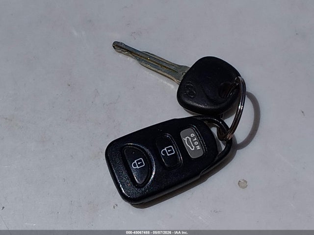 Продаж на аукціоні авто 2013 Hyundai Elantra Gls, vin: KMHDH4AEXDU711419, номер лоту: 45067488