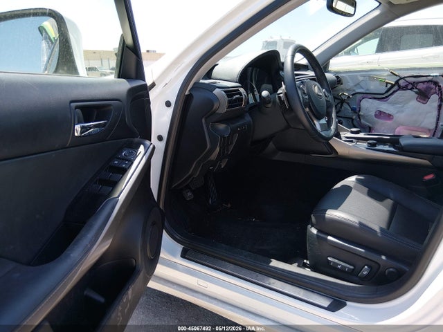 Продажа на аукционе авто 2014 Lexus Is 250, vin: JTHCF1D28E5014525, номер лота: 45067492
