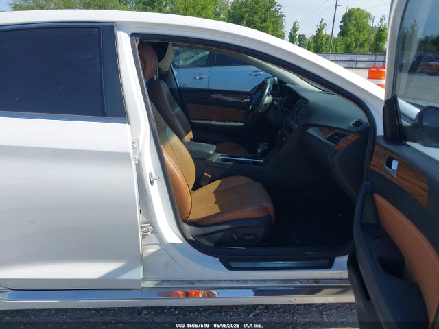 2015 Hyundai Sonata Limited მანქანა იყიდება აუქციონზე, vin: 5NPE34AF5FH239806, აუქციონის ნომერი: 45067519