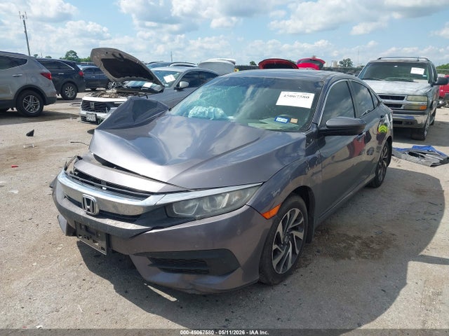 Aukcja sprzedaży 2018 Honda Civic Ex, vin: 19XFC2F71JE006349, numer aukcji: 45067580
