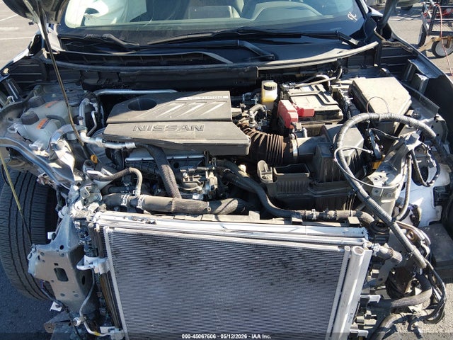 JN8BT3BA2RW357623 Nissan Rogue Sv Fwd
