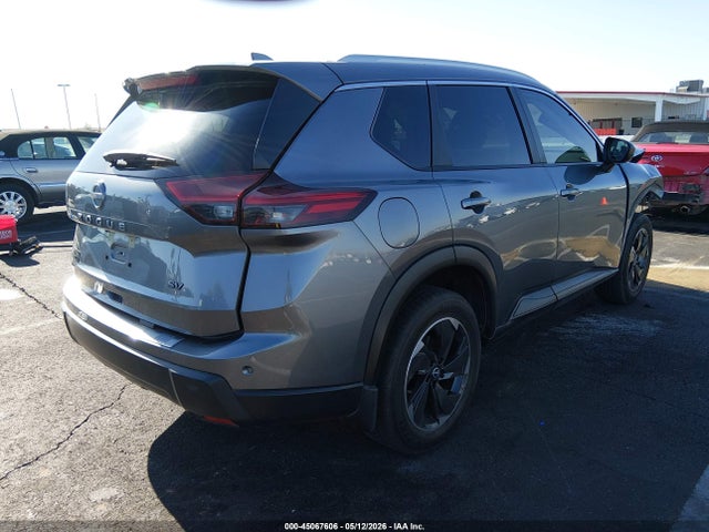 JN8BT3BA2RW357623 Nissan Rogue Sv Fwd