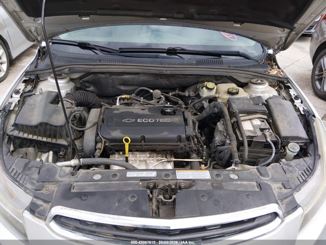 45067610 :رقم المزاد ، 1G1PA5SHXF7281552 vin ، 2015 Chevrolet Cruze Ls Auto مزاد بيع