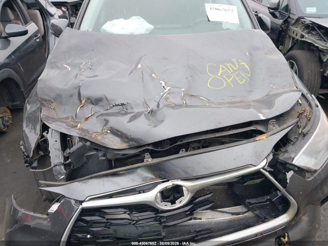 45067652 :رقم المزاد ، 5TDKBRCH1PS566149 vin ، 2023 Toyota Highlander Hybrid Xle مزاد بيع