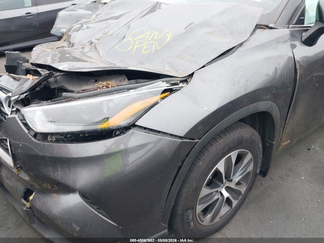 45067652 :رقم المزاد ، 5TDKBRCH1PS566149 vin ، 2023 Toyota Highlander Hybrid Xle مزاد بيع