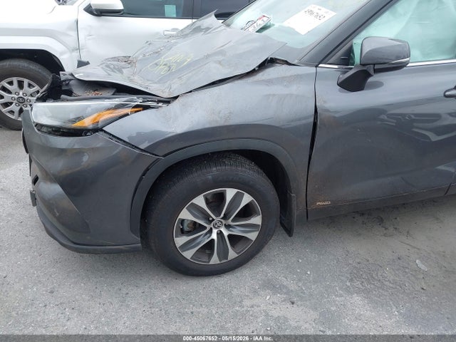 45067652 :رقم المزاد ، 5TDKBRCH1PS566149 vin ، 2023 Toyota Highlander Hybrid Xle مزاد بيع