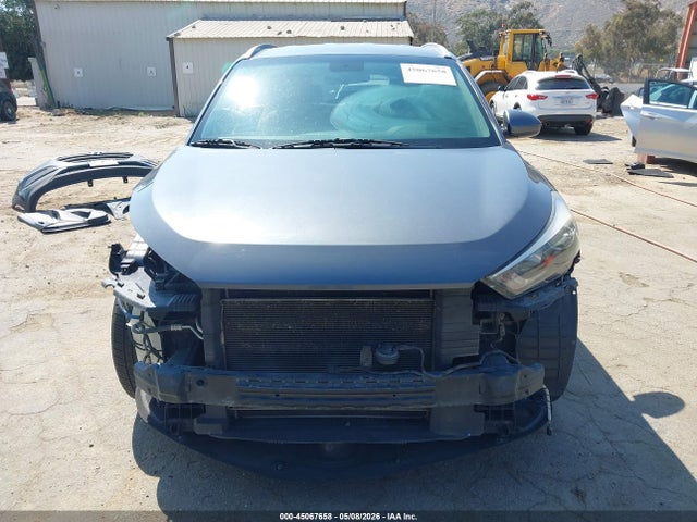 KM8J33A41JU600773 Hyundai TUCSON SEL