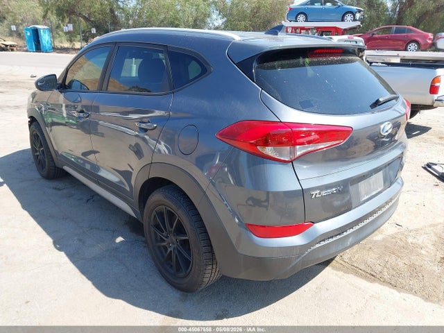 KM8J33A41JU600773 Hyundai TUCSON SEL