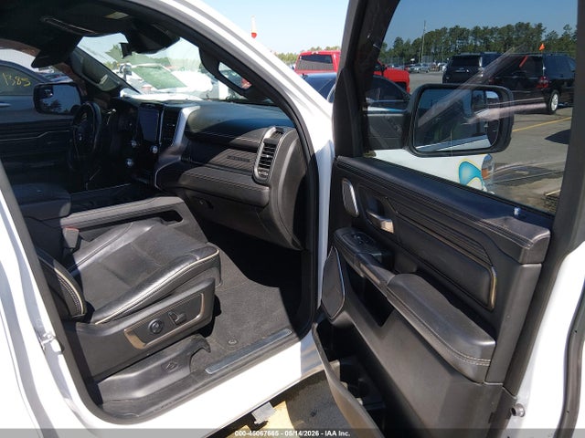 45067665 :رقم المزاد ، 1C6SRFHT9KN772767 vin ، 2019 Ram 1500 Limited  4x4 5'7 Box مزاد بيع