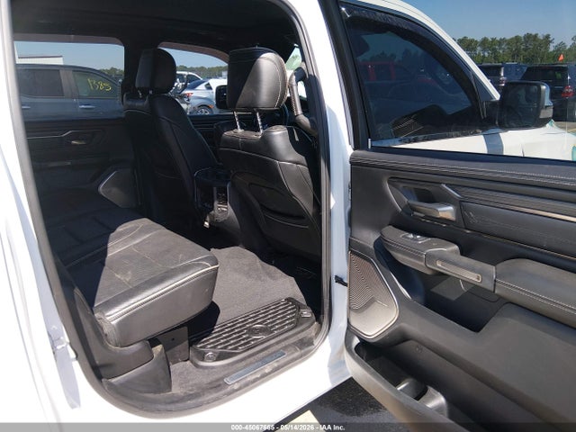 45067665 :رقم المزاد ، 1C6SRFHT9KN772767 vin ، 2019 Ram 1500 Limited  4x4 5'7 Box مزاد بيع