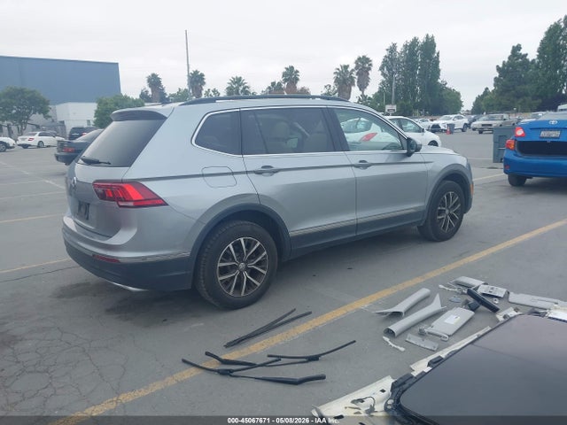 2020 Volkswagen Tiguan 2.0t Se/2.0t Se R-line Black/2.0t Sel მანქანა იყიდება აუქციონზე, vin: 3VV3B7AX2LM032012, აუქციონის ნომერი: 45067671