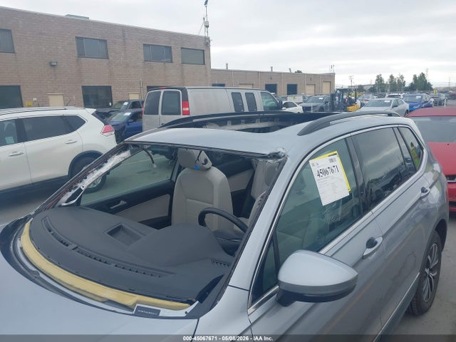 2020 Volkswagen Tiguan 2.0t Se/2.0t Se R-line Black/2.0t Sel მანქანა იყიდება აუქციონზე, vin: 3VV3B7AX2LM032012, აუქციონის ნომერი: 45067671