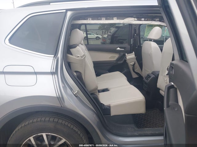 2020 Volkswagen Tiguan 2.0t Se/2.0t Se R-line Black/2.0t Sel მანქანა იყიდება აუქციონზე, vin: 3VV3B7AX2LM032012, აუქციონის ნომერი: 45067671