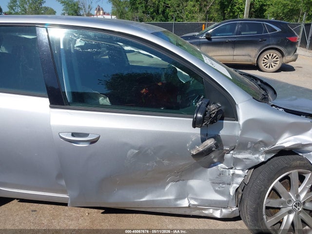 Auction sale of the 2011 Volkswagen Golf Tdi 4-door, vin: WVWNM7AJ0BW334118, lot number: 45067676