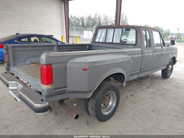 45067679 :رقم المزاد ، 1FTJX35G9MKA29983 vin ، 1991 Ford F350 مزاد بيع