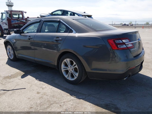 2015 Ford Taurus Sel მანქანა იყიდება აუქციონზე, vin: 1FAHP2E88FG209338, აუქციონის ნომერი: 45067683