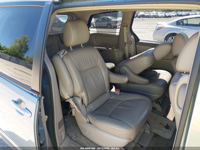 45067688 :رقم المزاد ، 5TDYK4CC7AS328749 vin ، 2010 Toyota Sienna Xle مزاد بيع