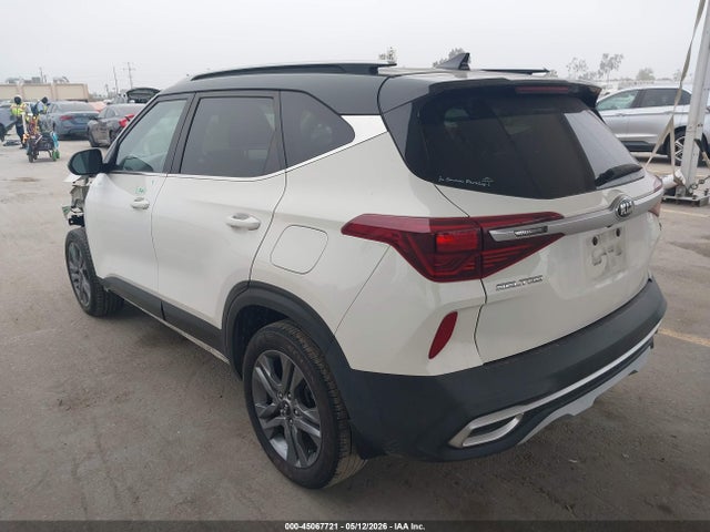 2021 Kia Seltos S მანქანა იყიდება აუქციონზე, vin: KNDEU2AA0M7206039, აუქციონის ნომერი: 45067721