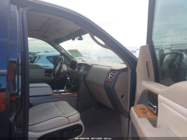 2006 Lincoln Mark Lt მანქანა იყიდება აუქციონზე, vin: 5LTPW18566FJ01940, აუქციონის ნომერი: 45067746
