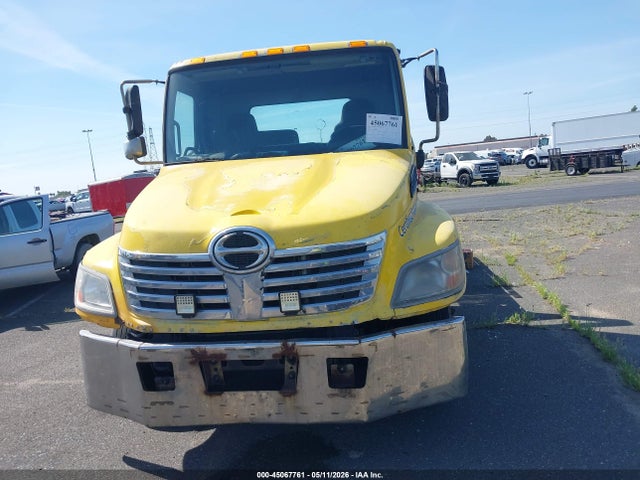 45067761 :رقم المزاد ، 5PVND8JN282S50102 vin ، 2008 Hino 258 مزاد بيع