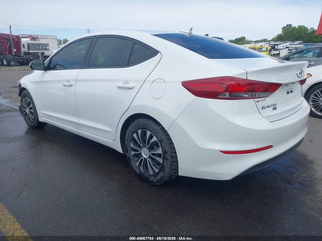 Hyundai ELANTRA SE 2017 5NPD74LF9HH090042 Image 3