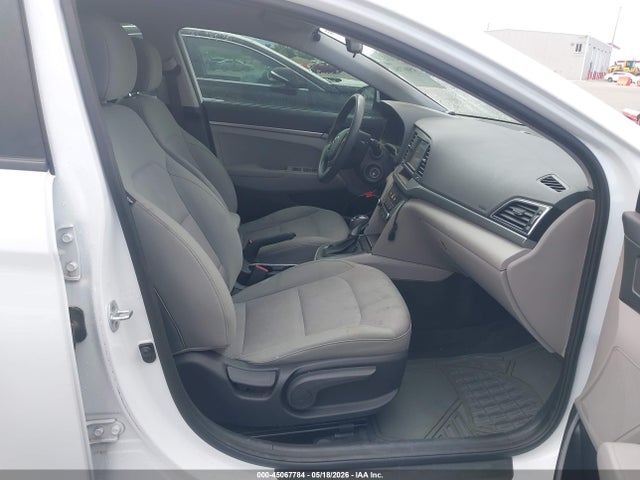 Hyundai ELANTRA SE 2017 5NPD74LF9HH090042 Image 5