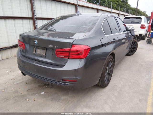 2018 Bmw 330i მანქანა იყიდება აუქციონზე, vin: WBA8B9C57JK886426, აუქციონის ნომერი: 45067813
