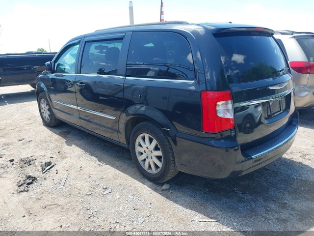 2015 Chrysler Town & Country Touring მანქანა იყიდება აუქციონზე, vin: 2C4RC1BG4FR664914, აუქციონის ნომერი: 45067818