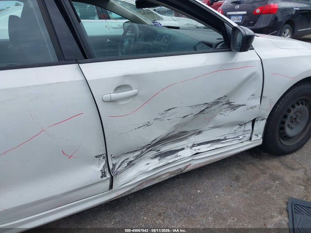 45067842 :رقم المزاد ، 3VW2K7AJ4FM400178 vin ، 2015 Volkswagen Jetta 2.0l S مزاد بيع